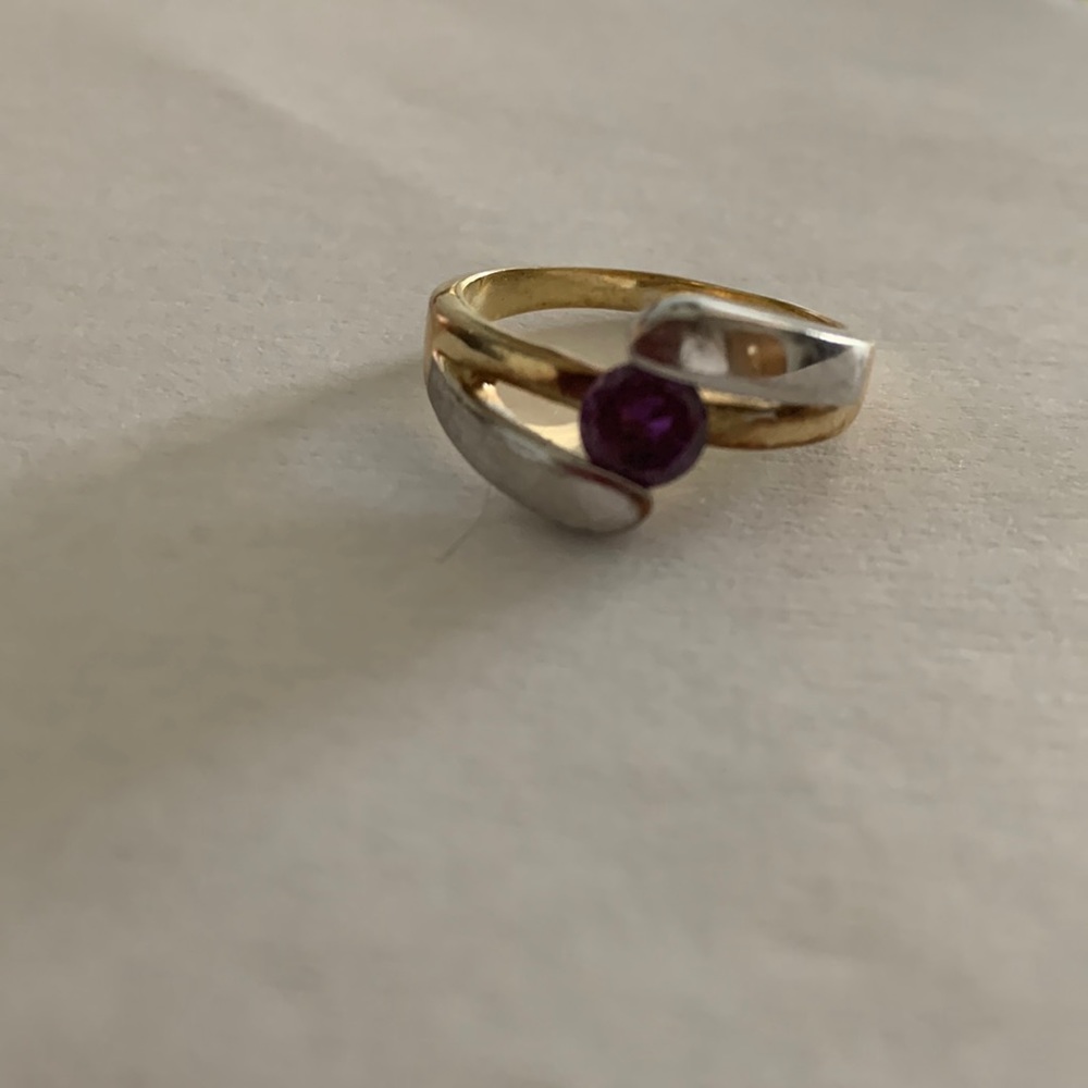 Ring two tone with purple stone size 10
